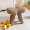 Arredo per soggiorno con poggiapiedi rivestimento in velluto marrone